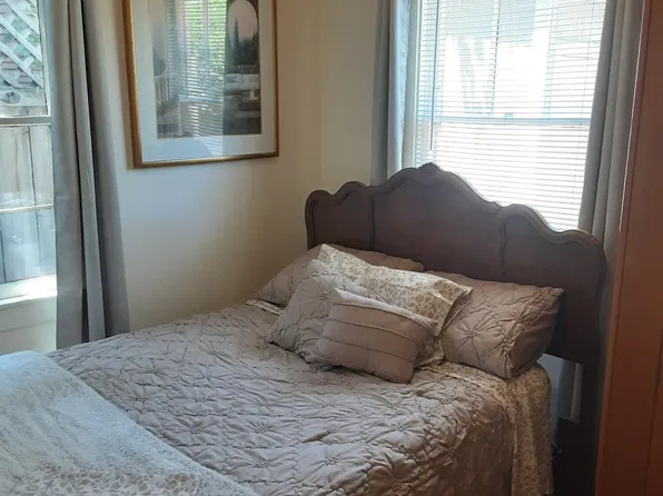 1080 Aileen St APT 1, Emeryville, CA 94608