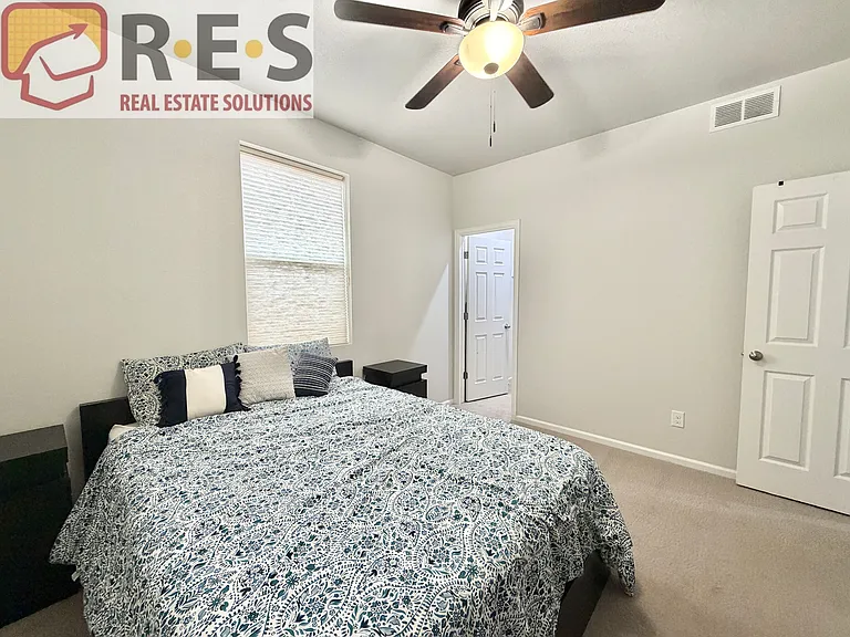 11417 Crater Lake St — Photo 12