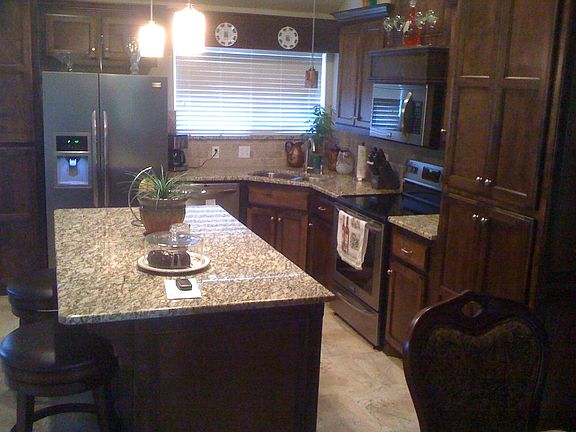 3rd image of 8021 Woodhue Dr