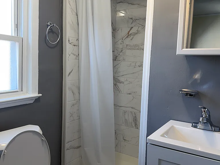 55 Halsey St #3 — Photo 3