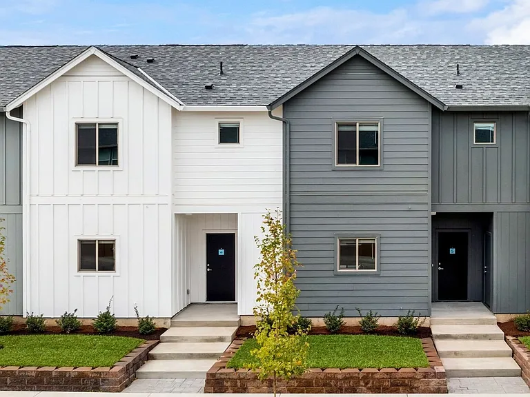 Terra Lofts Apartments & Townhomes — Photo 13