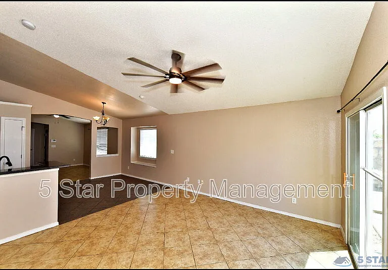12976 Enrique Gomez Ln — Photo 23