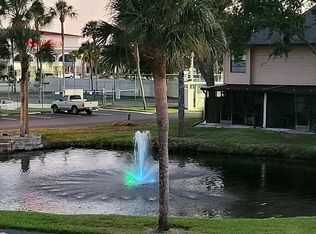 2111 Crystal Dr APT 2, Fort Myers, FL 33907