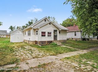 130 W Fulton Ave, Pompeii, MI 48874