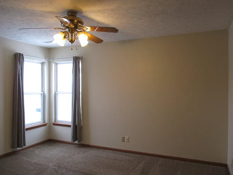 4022 Homerton St — Photo 5