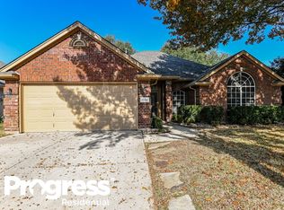 1124 Westgrove Dr, Saginaw, TX 76179