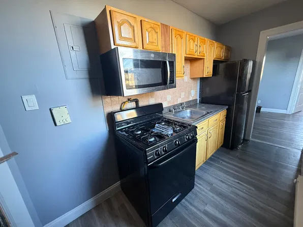 305 49th St #7E, Union City, NJ 07087