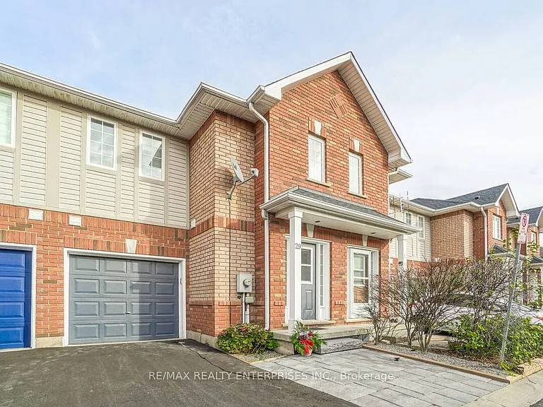 1750 Creek Way #29 — Photo 1