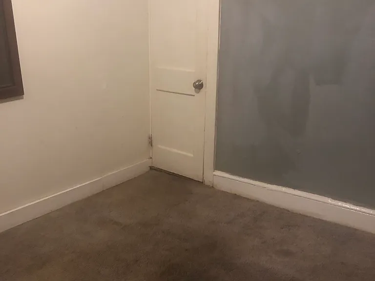 2349 Hill St NW — Photo 10
