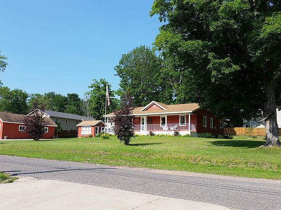 2nd image of 1355 Woodridge Ave