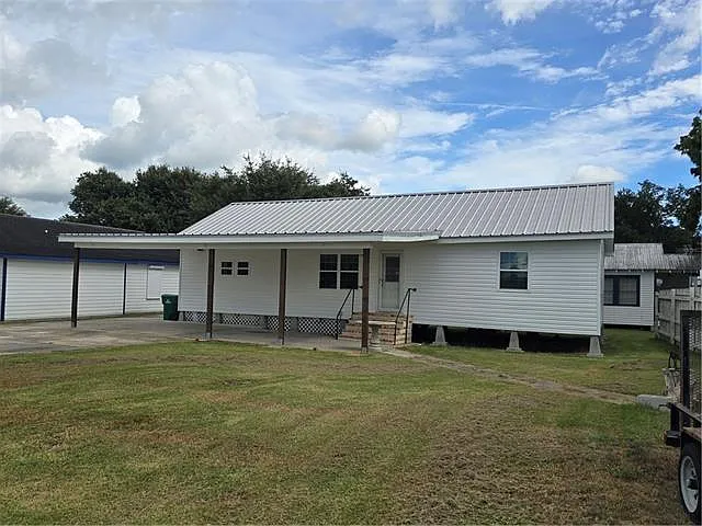 17455 Highway 631 — Photo 2