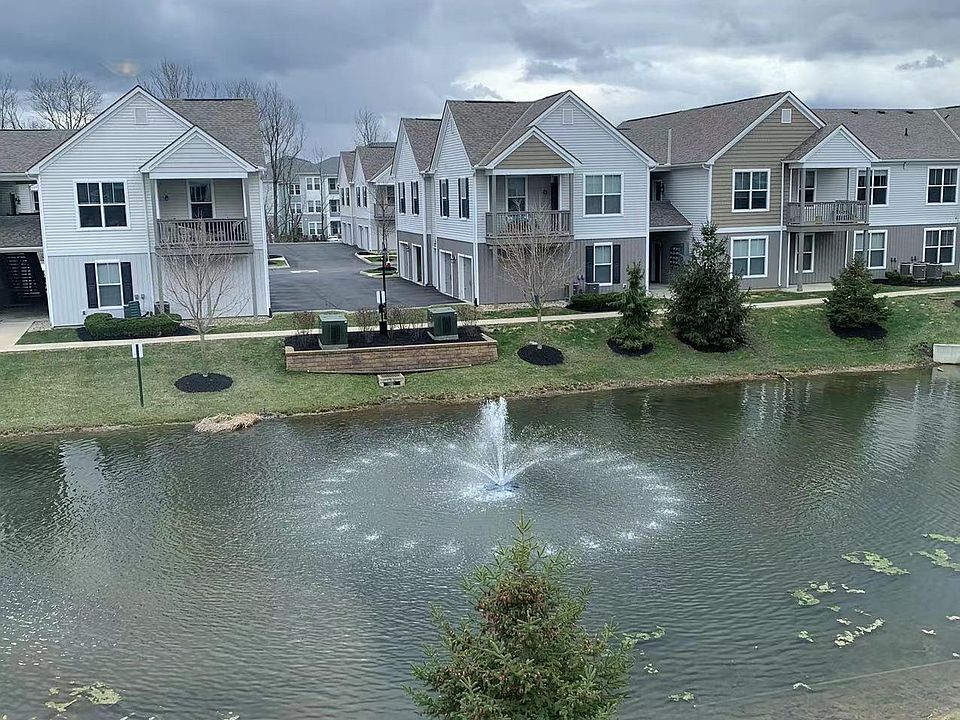 2nd image of 899 Woodmeadow Way