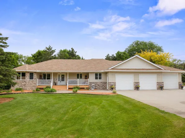 16712 206th Cir, Hutchinson, MN 55350