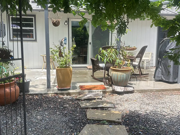 520 G St — Photo 8