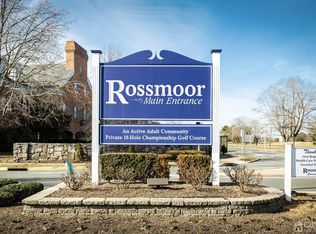 340F Narragansett Ln, Monroe Township, NJ 08831