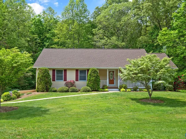 222 Doe Dr, Ruckersville, VA 22968