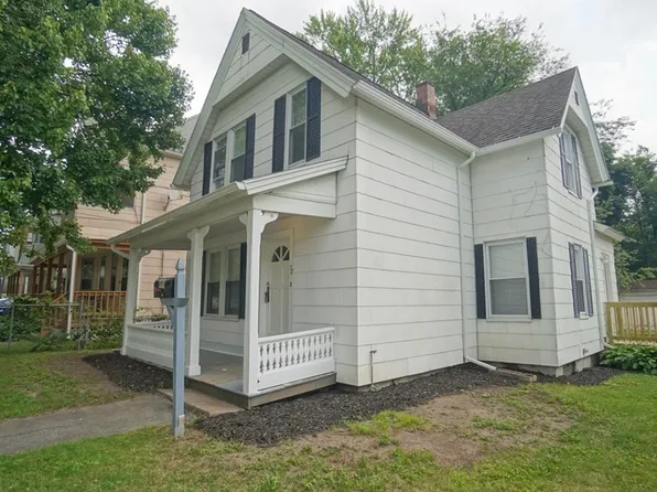 72 Beacon Ave, Holyoke, MA 01040
