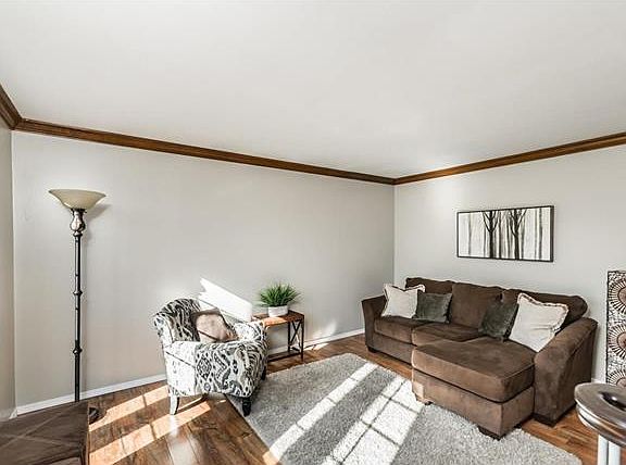 4th image of 2801 Buckfield Ct