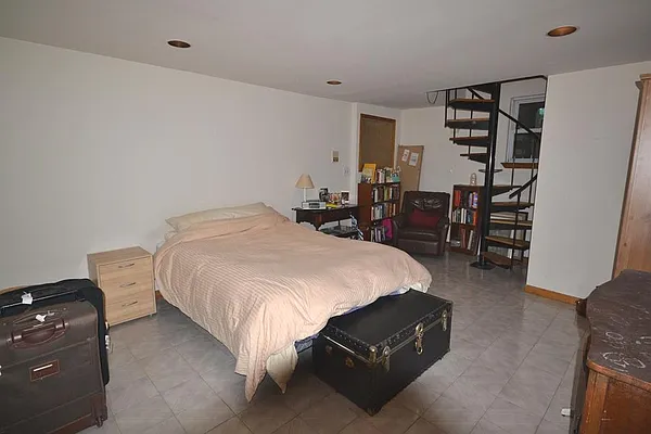 Rented by Corcoran | media 26