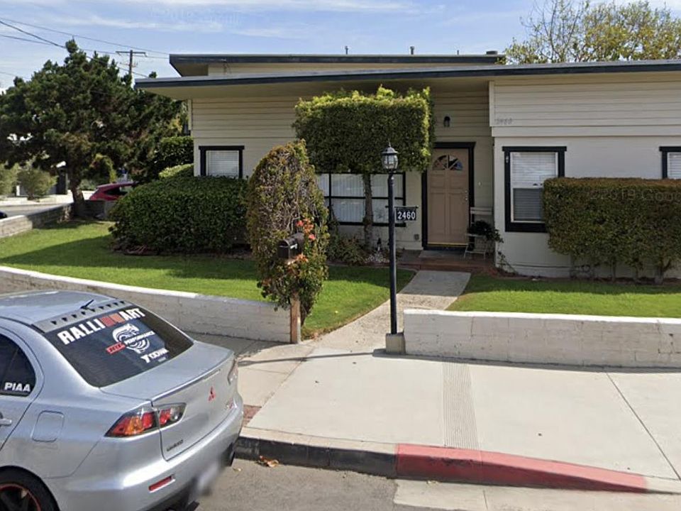 1st image of 2460 Park Ave