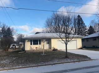 928 Maple Hill Rd, Wausau, WI 54403