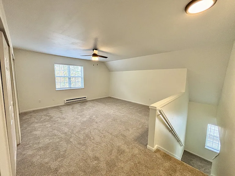 Crown Ridge Apartments — Photo 44