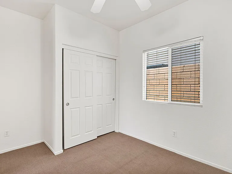 13085 Camden Ln — Photo 20