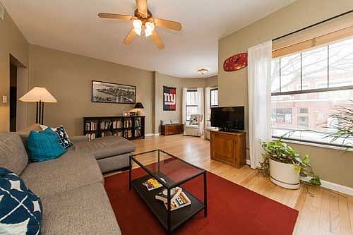 5th image of 909 W Buena Ave