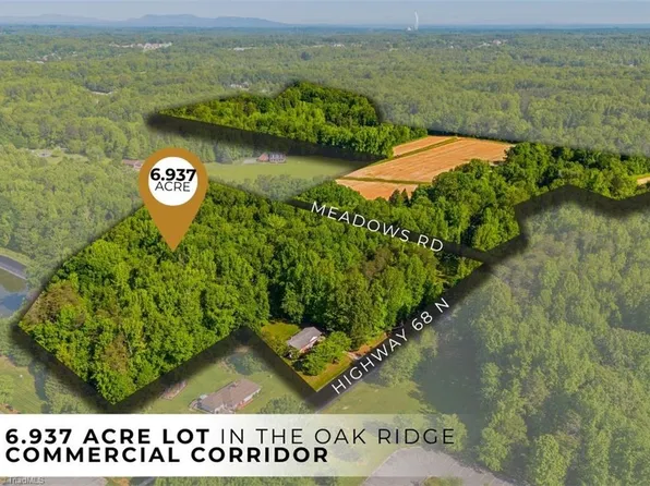 8305 Meadows Rd #Oak, Oak Ridge, NC 27310