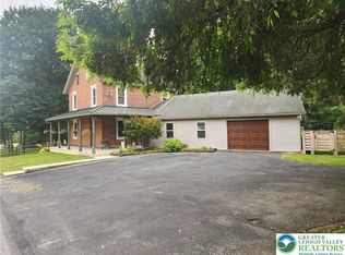 861 Municipal Rd, Walnutport, PA 18088