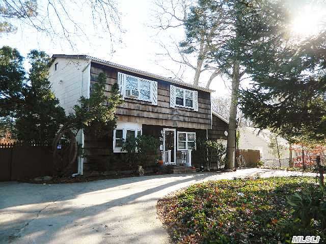 1st image of 21 Dorchester Rd