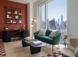 55 Suffolk St APT 2102, New York, NY 10002