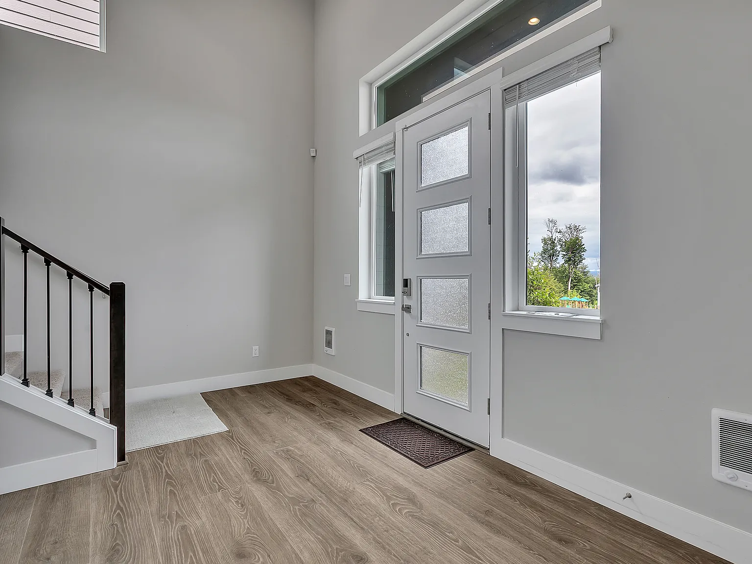 5 bed, 3108 sqft, $4,500 — Photo 4