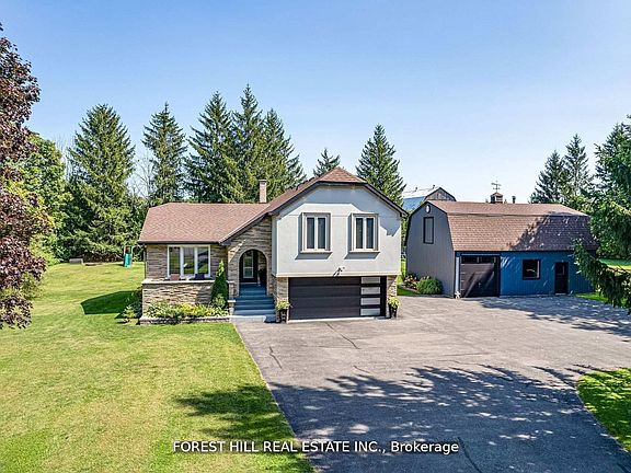 2nd image of 5837 Yonge St