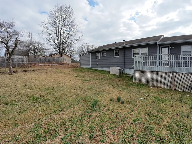 5924 Mimosa Cir — Photo 21