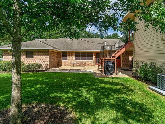 4th image of 11818 Cathy Dr