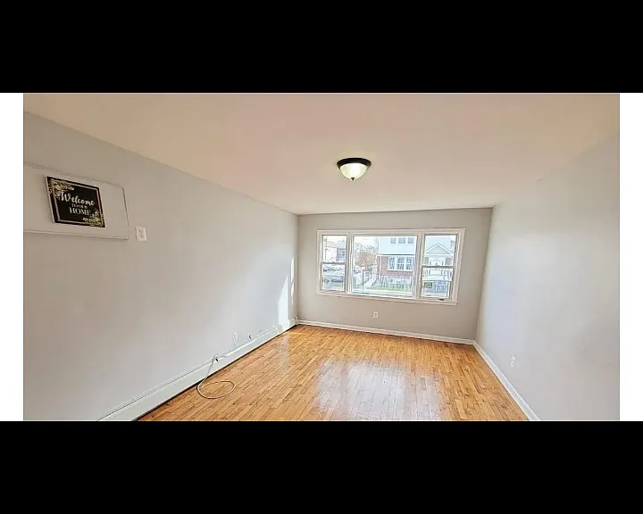121 21st St #1A — Photo 3