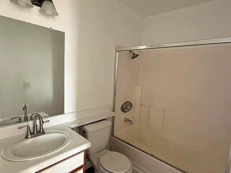 Upstairs bathroom