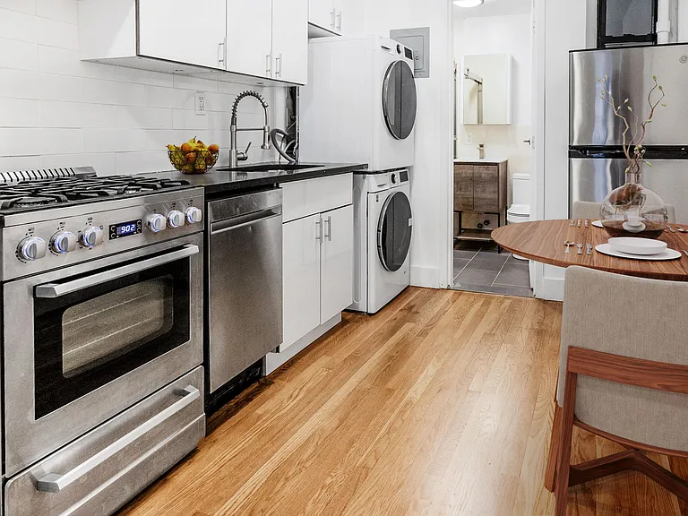 418 E 81st St #4B — Photo 5