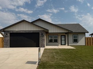4117 Gib Dr, Garden City, KS 67846
