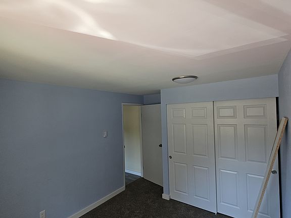 2nd image of 446 NW Dory Dr