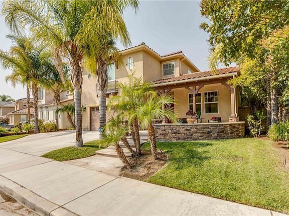 3rd image of 29133 Garnet Canyon Dr
