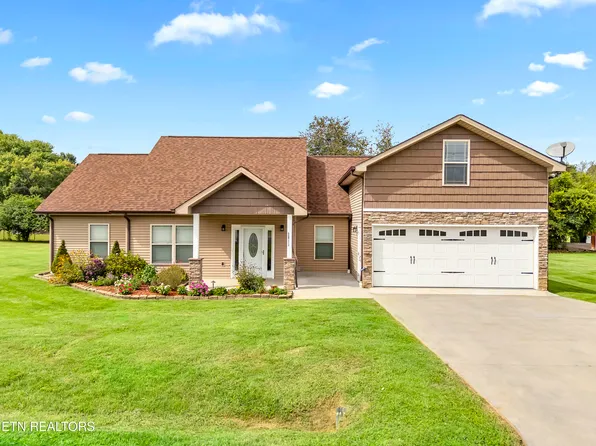 2811 Dalton Dr, Sevierville, TN 37876