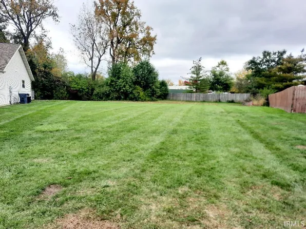 1600 S Ohare Blvd, Yorktown, IN 47396