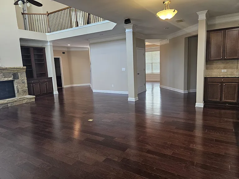Living hall overall