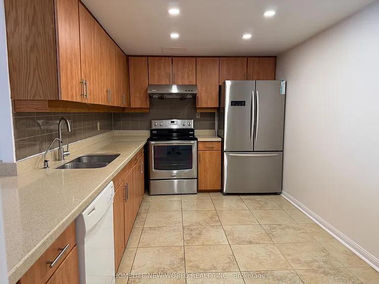 5444 Yonge St #206A — Photo 9