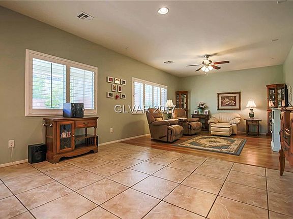 5th image of 10263 Danskin Dr