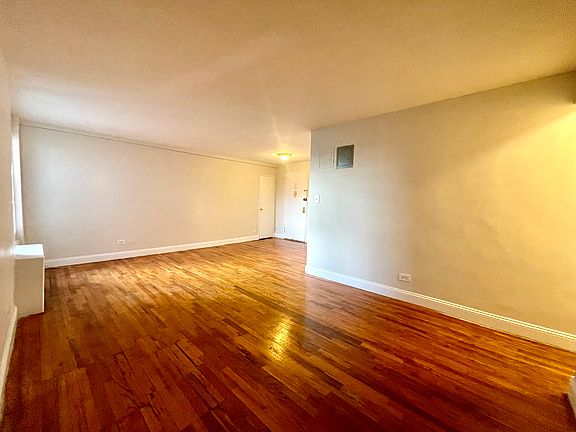 4th image of 1625 Rockaway Pkwy #5R1