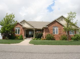 211 N Meadowlark Ct, Andale, KS 67001