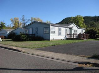 3585 Juniper St, Sweet Home, OR 97386